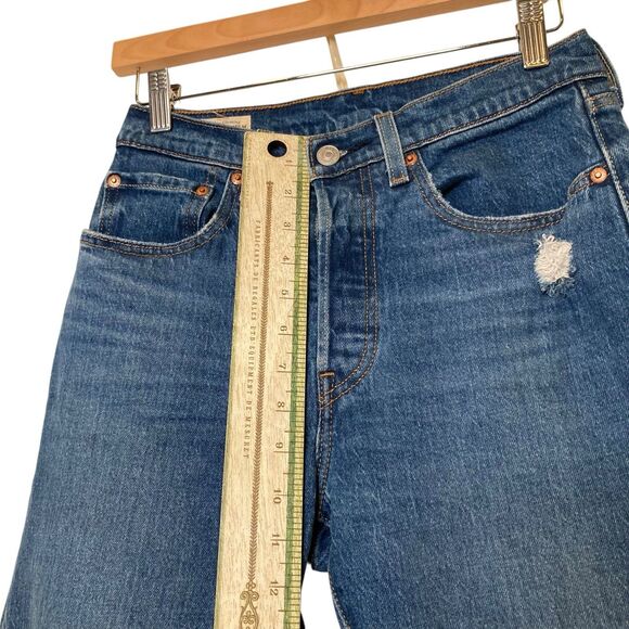 Levi's 501 Original Fit Jeans Womens Size W26 L28 Chewed Hem Blue Distressed - Picture 6 of 15